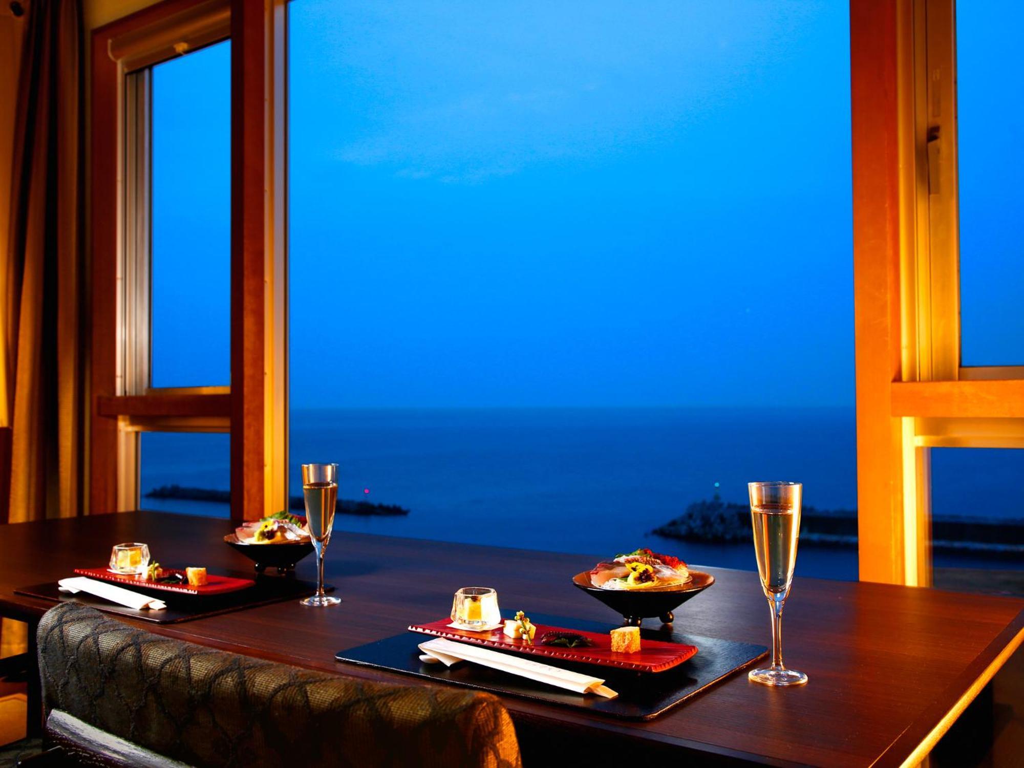 Hotel Awaji Yumesenkei Sumoto Zimmer foto