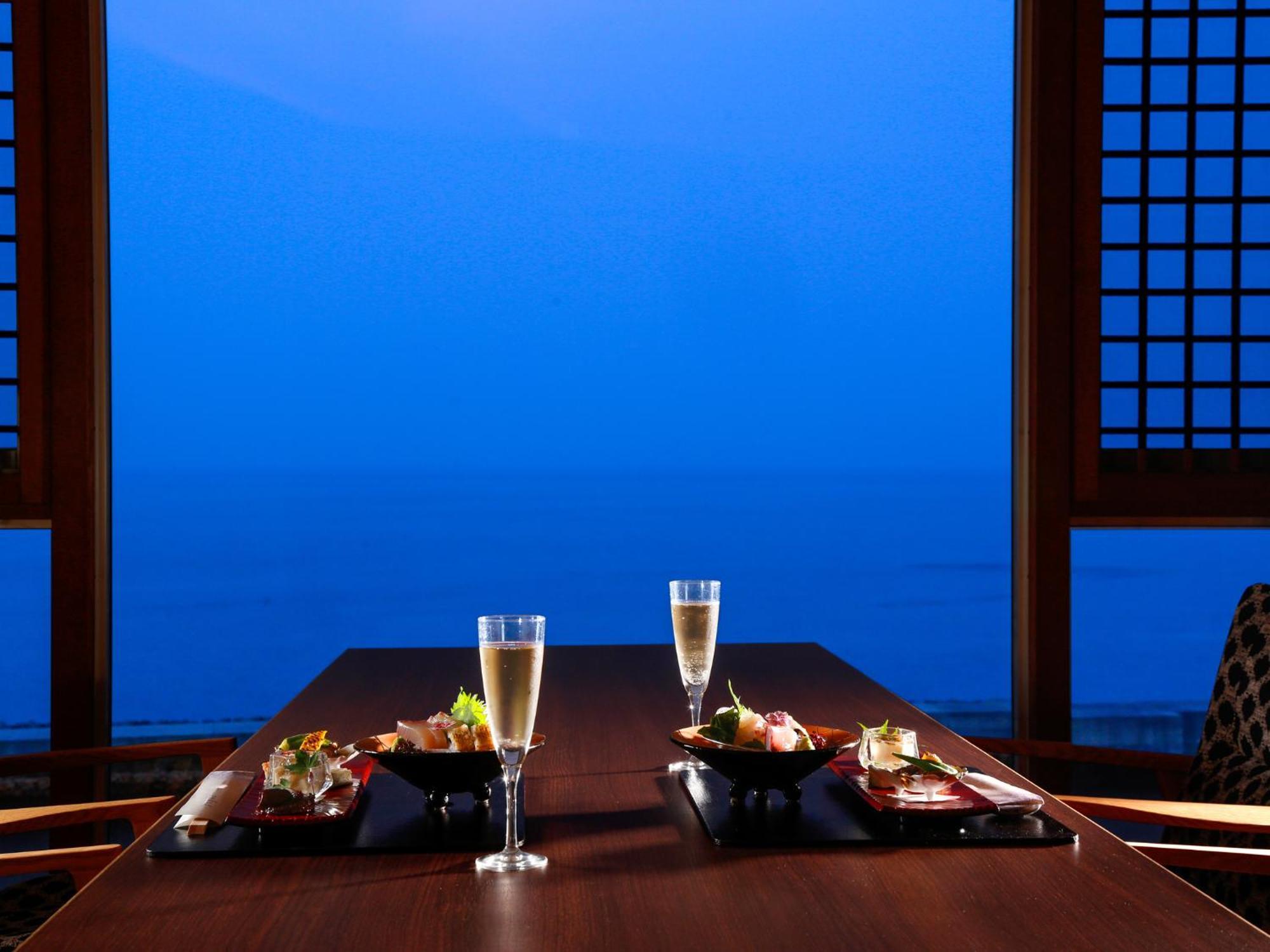 Hotel Awaji Yumesenkei Sumoto Zimmer foto
